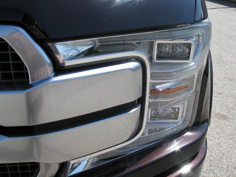 Ford F-150 Platinum SuperCrew 5.5-ft. Bed 4WD 2018