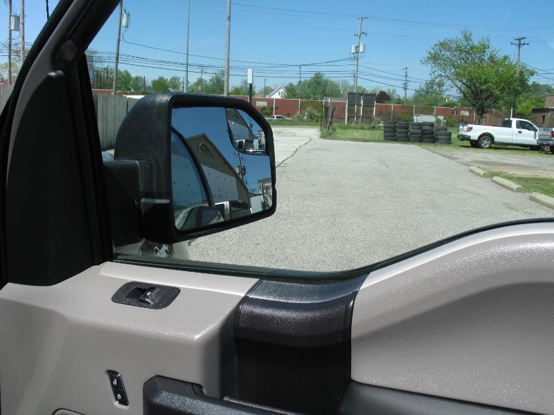 Ford F-150 XL SuperCrew 5.5-ft. Bed 2WD 2020