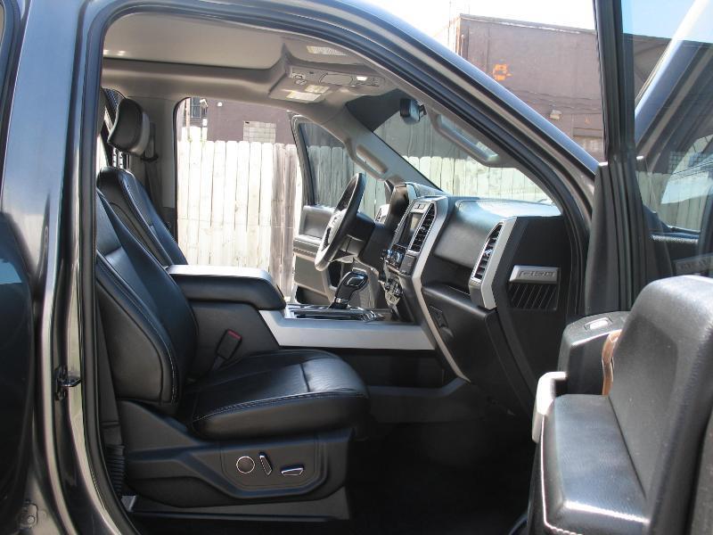 Ford F-150 Lariat SuperCrew 5.5-ft. Bed 4WD 2016