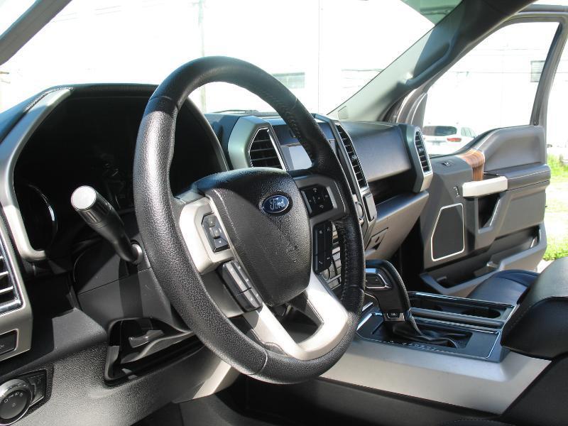 Ford F-150 Lariat SuperCrew 5.5-ft. Bed 4WD 2016