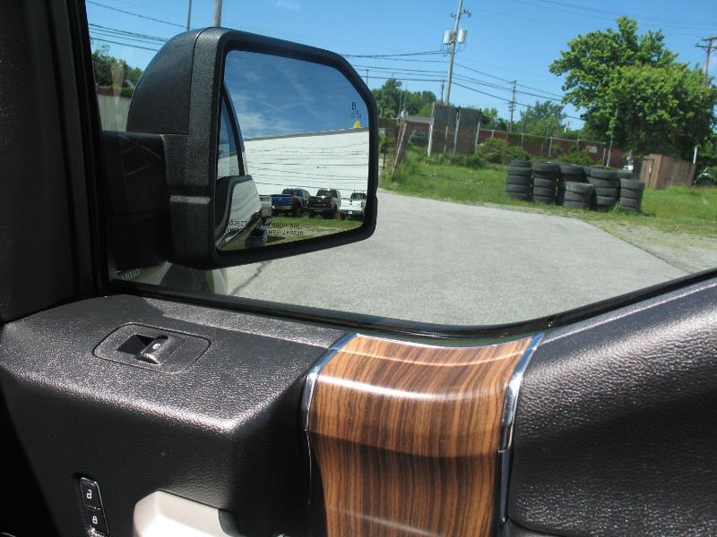 Ford F-150 Lariat SuperCrew 5.5-ft. Bed 4WD 2016