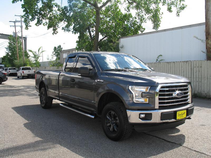 Ford F-150 XLT SuperCab 8-ft. Bed 4WD 2016