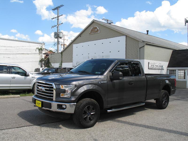 Ford F-150 XLT SuperCab 8-ft. Bed 4WD 2016