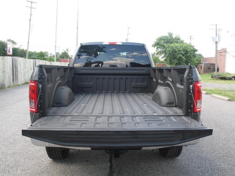 Ford F-150 XLT SuperCab 8-ft. Bed 4WD 2016