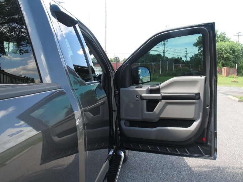Ford F-150 XLT SuperCab 8-ft. Bed 4WD 2016