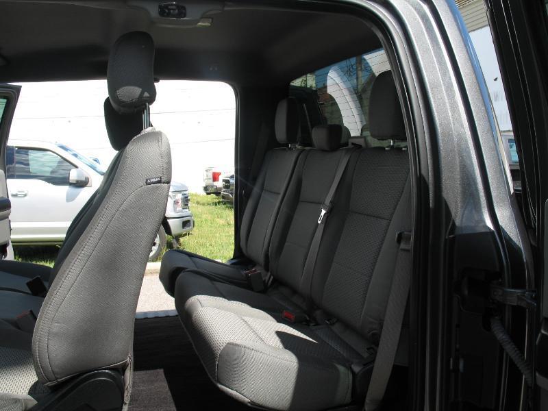 Ford F-150 XLT SuperCab 8-ft. Bed 4WD 2016
