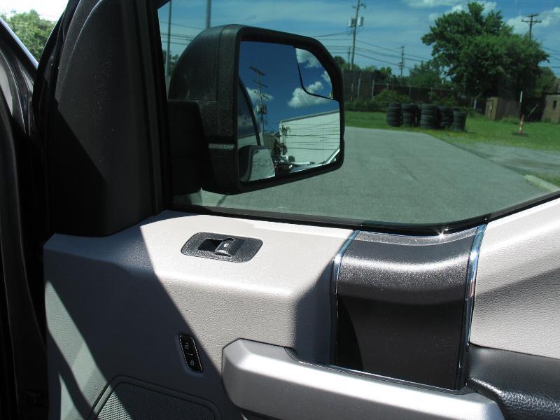 Ford F-150 XLT SuperCab 8-ft. Bed 4WD 2016