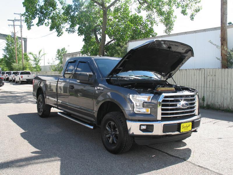 Ford F-150 XLT SuperCab 8-ft. Bed 4WD 2016