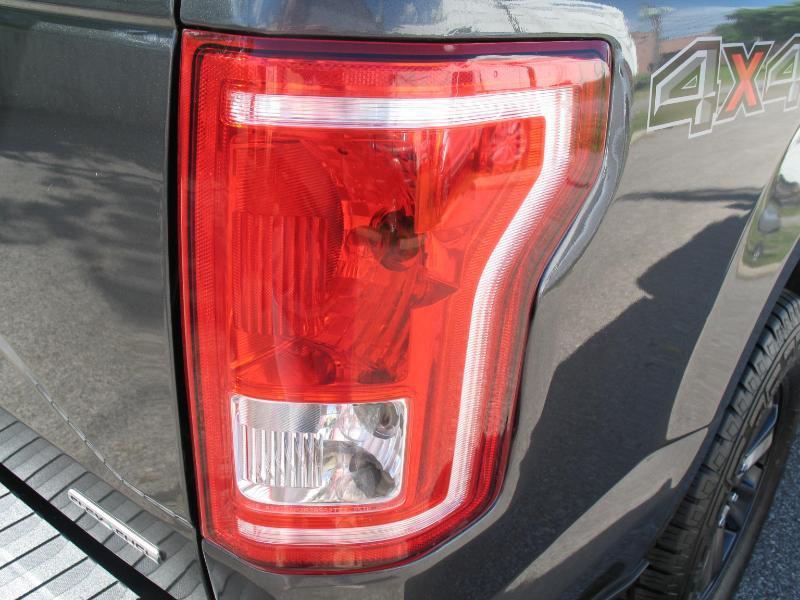 Ford F-150 XLT SuperCab 8-ft. Bed 4WD 2016
