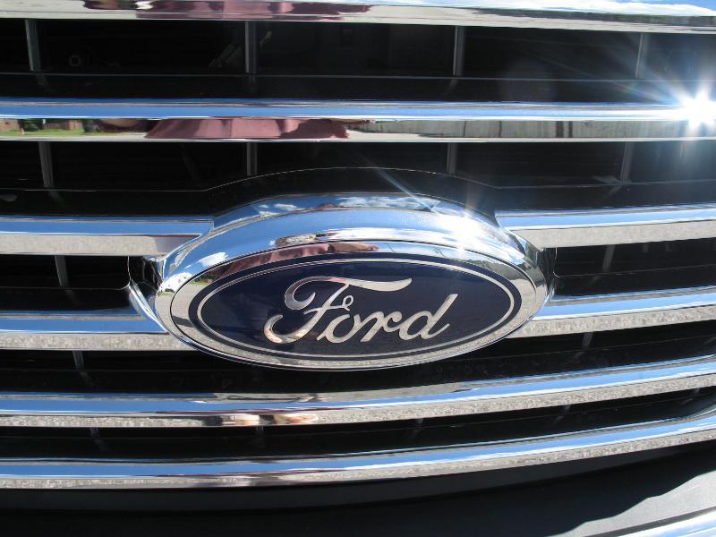 Ford F-150 XLT SuperCab 8-ft. Bed 4WD 2016