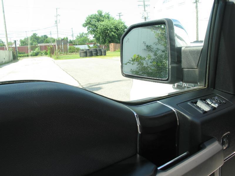 Ford F-150 Platinum SuperCrew 5.5-ft. Bed 4WD 2019