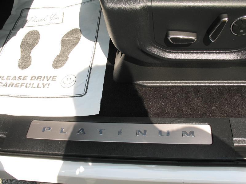 Ford F-150 Platinum SuperCrew 5.5-ft. Bed 4WD 2019