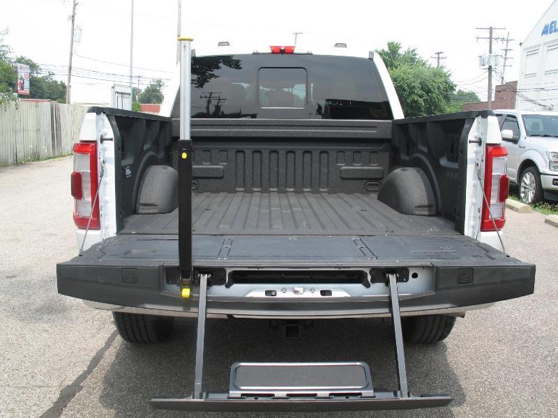 Ford F-150 Lariat SuperCrew 5.5-ft. Bed 4WD 2022