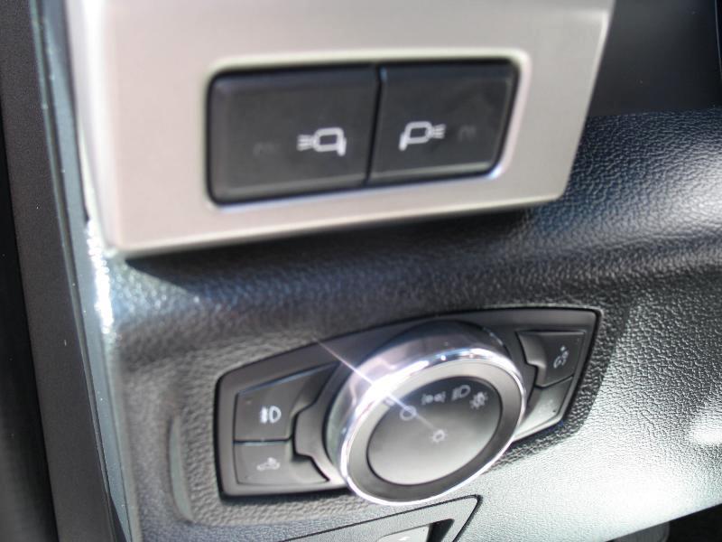 Ford F-150 Lariat SuperCrew 6.5-ft. Bed 4WD 2020