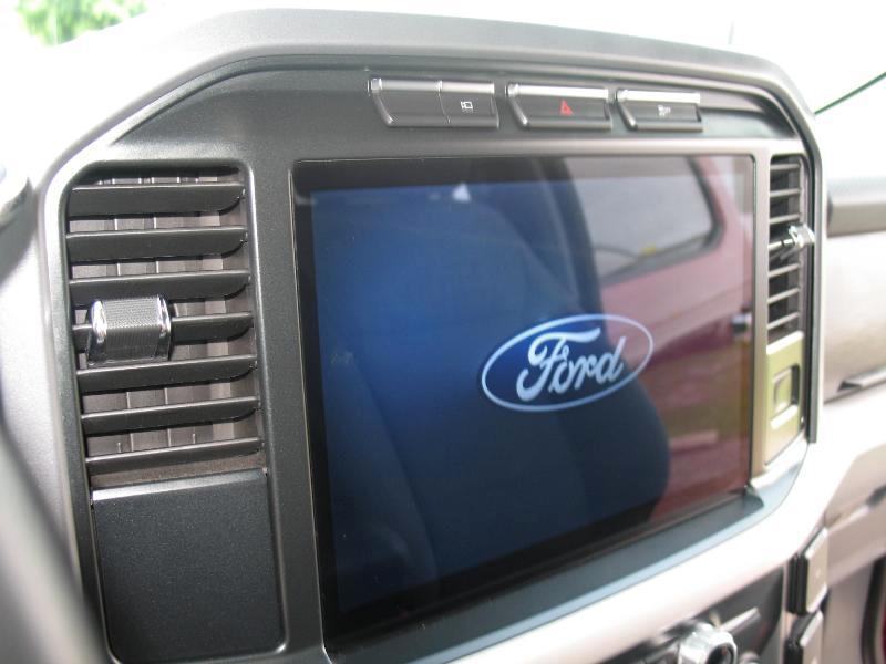 Ford F-150 XLT SuperCrew 5.5-ft. Bed 4WD 2022