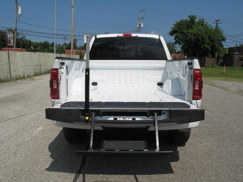 Ford F-150 XLT SuperCrew 5.5-ft. Bed 4WD 2022