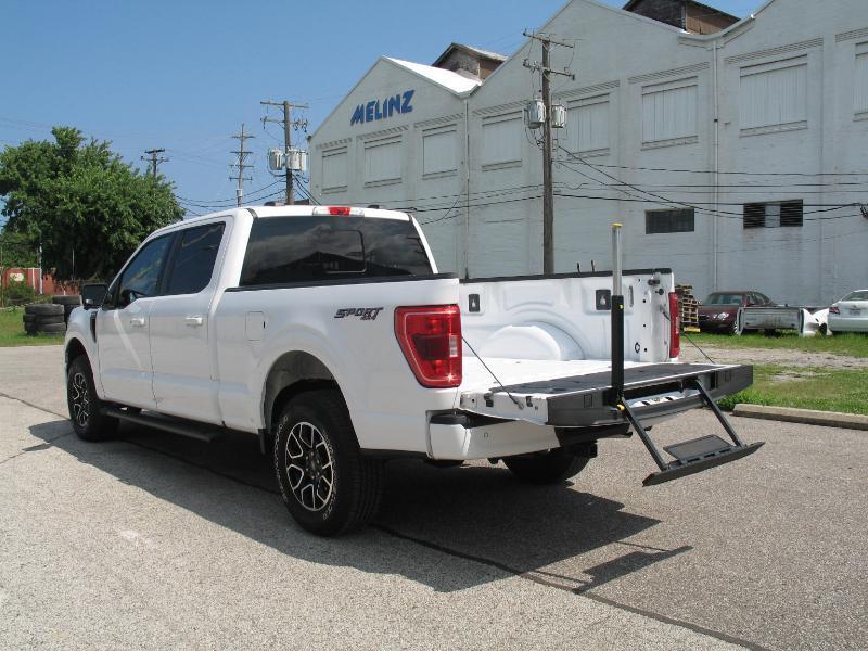 Ford F-150 XLT SuperCrew 5.5-ft. Bed 4WD 2022