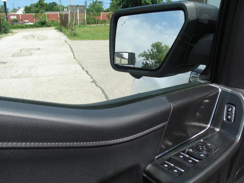 Ford F-150 XLT SuperCrew 5.5-ft. Bed 4WD 2022