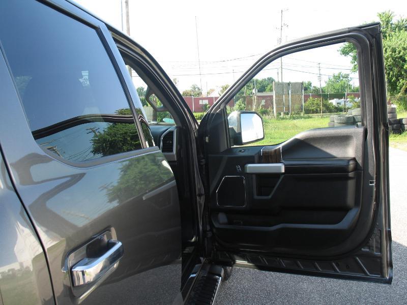 Ford F-150 Lariat SuperCrew 5.5-ft. Bed 4WD 2019