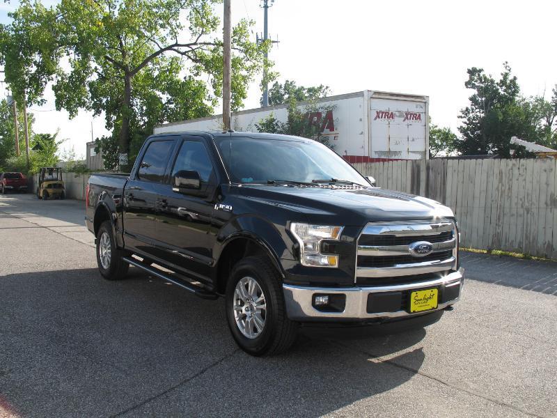 Ford F-150 Lariat SuperCrew 5.5-ft. Bed 4WD 2016