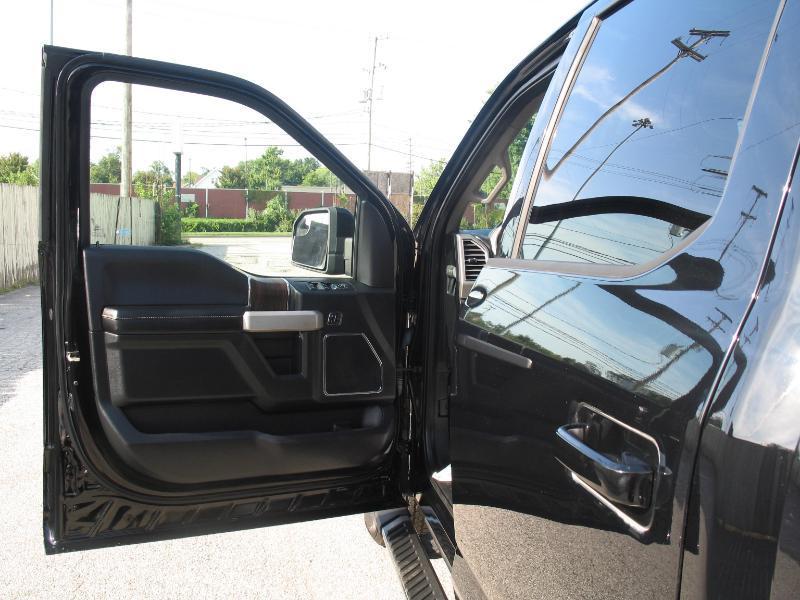 Ford F-150 Lariat SuperCrew 5.5-ft. Bed 4WD 2016
