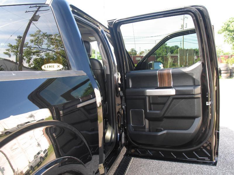 Ford F-150 Lariat SuperCrew 5.5-ft. Bed 4WD 2016