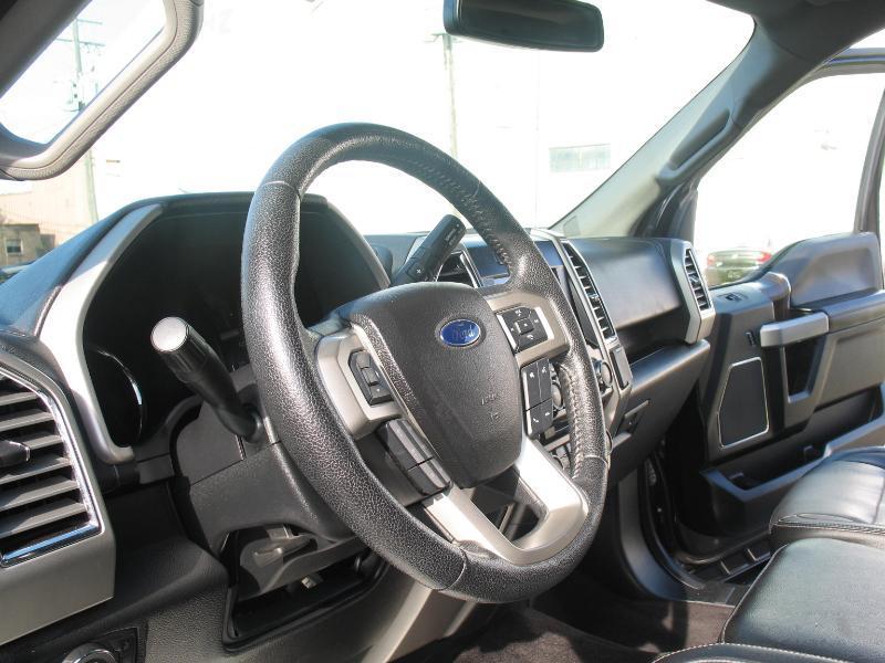 Ford F-150 Lariat SuperCrew 5.5-ft. Bed 4WD 2016