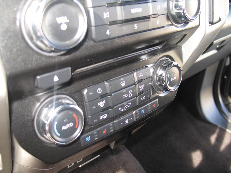 Ford F-150 Lariat SuperCrew 5.5-ft. Bed 4WD 2016