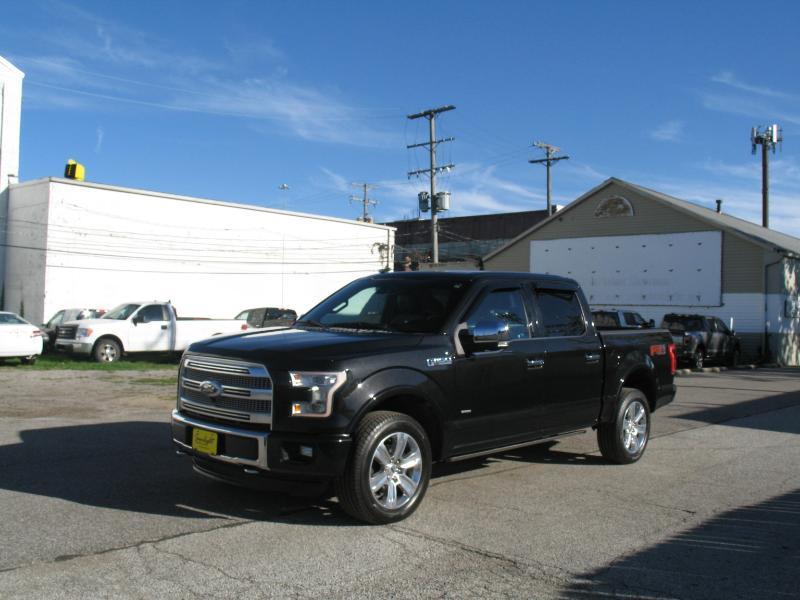 Ford F-150 Platinum SuperCrew 5.5-ft. Bed 4WD 2015