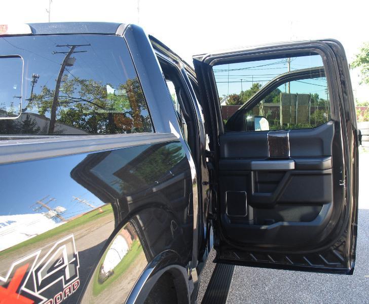 Ford F-150 Platinum SuperCrew 5.5-ft. Bed 4WD 2015