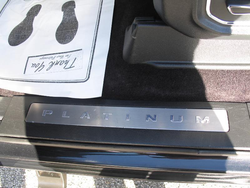 Ford F-150 Platinum SuperCrew 5.5-ft. Bed 4WD 2015