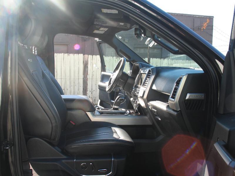 Ford F-150 Platinum SuperCrew 5.5-ft. Bed 4WD 2015
