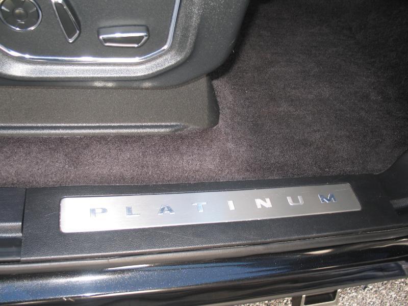 Ford F-150 Platinum SuperCrew 5.5-ft. Bed 4WD 2015