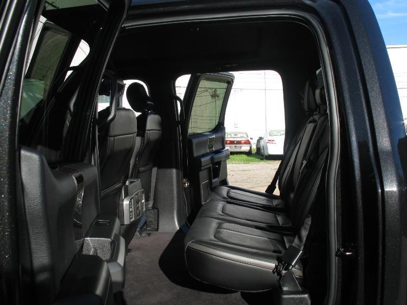 Ford F-150 Platinum SuperCrew 5.5-ft. Bed 4WD 2015
