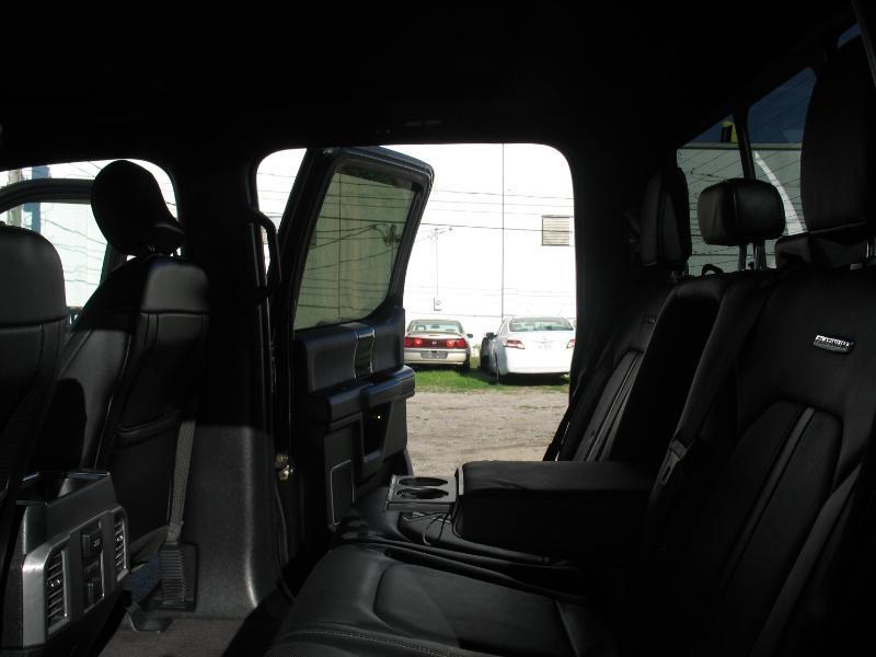 Ford F-150 Platinum SuperCrew 5.5-ft. Bed 4WD 2015