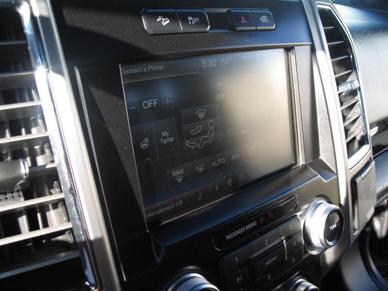 Ford F-150 Platinum SuperCrew 5.5-ft. Bed 4WD 2015