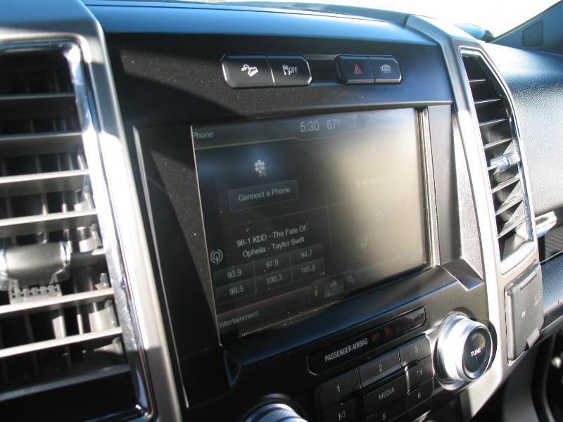 Ford F-150 Platinum SuperCrew 5.5-ft. Bed 4WD 2015