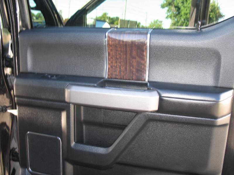 Ford F-150 Platinum SuperCrew 5.5-ft. Bed 4WD 2015