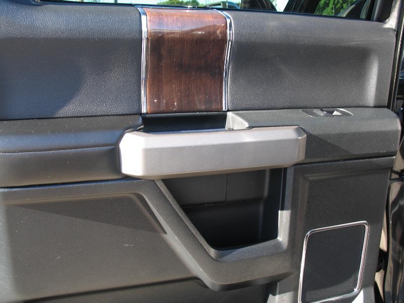 Ford F-150 Platinum SuperCrew 5.5-ft. Bed 4WD 2015