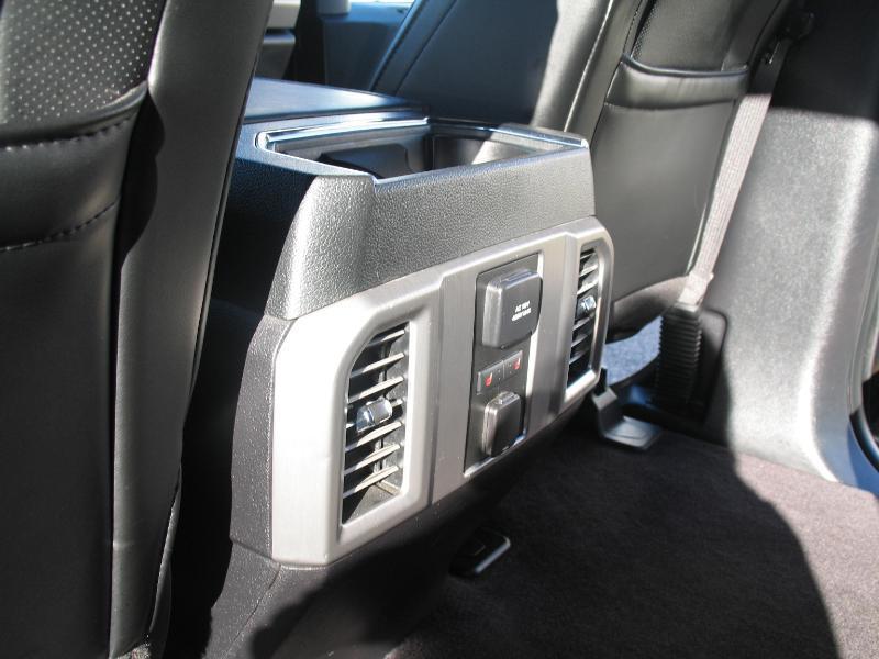Ford F-150 Platinum SuperCrew 5.5-ft. Bed 4WD 2015