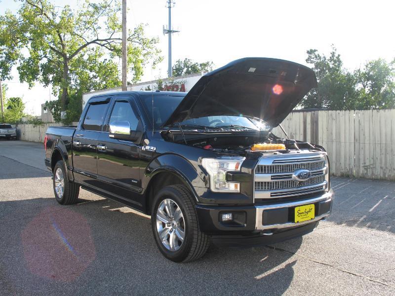 Ford F-150 Platinum SuperCrew 5.5-ft. Bed 4WD 2015