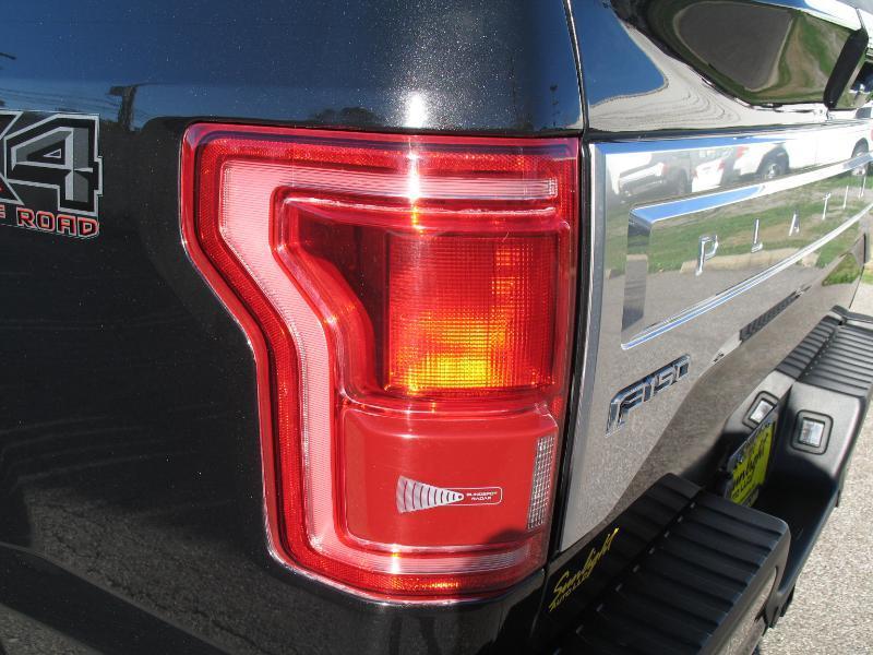 Ford F-150 Platinum SuperCrew 5.5-ft. Bed 4WD 2015