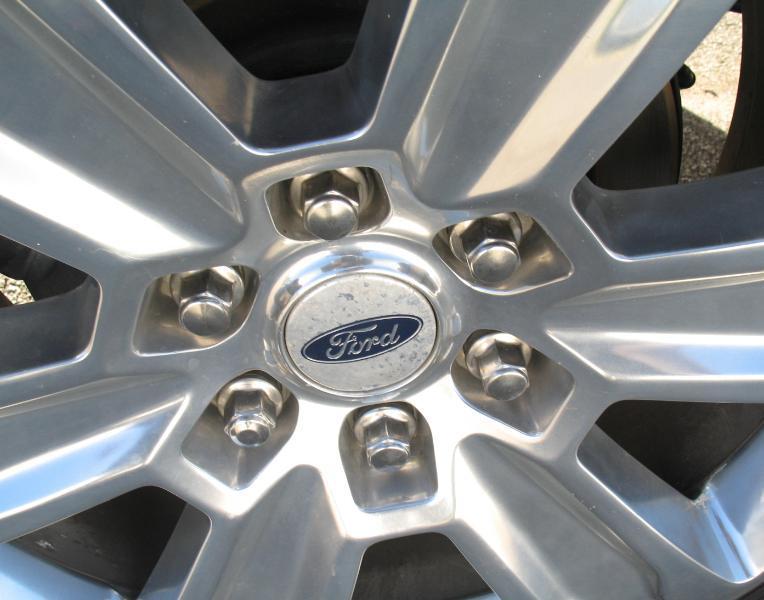 Ford F-150 Platinum SuperCrew 5.5-ft. Bed 4WD 2015