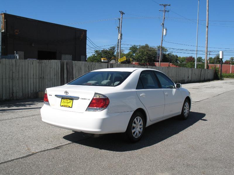 Toyota Camry LE 2005