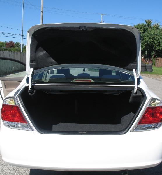 Toyota Camry LE 2005