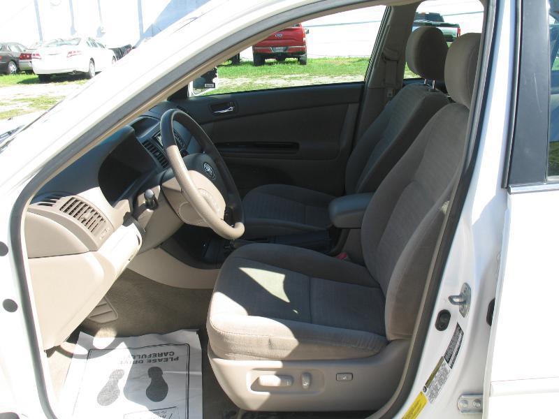 Toyota Camry LE 2005