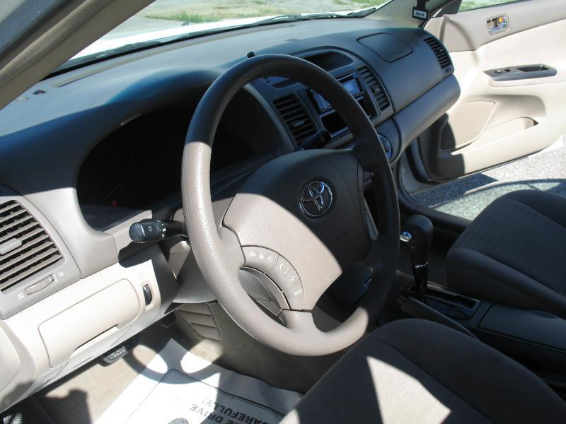 Toyota Camry LE 2005