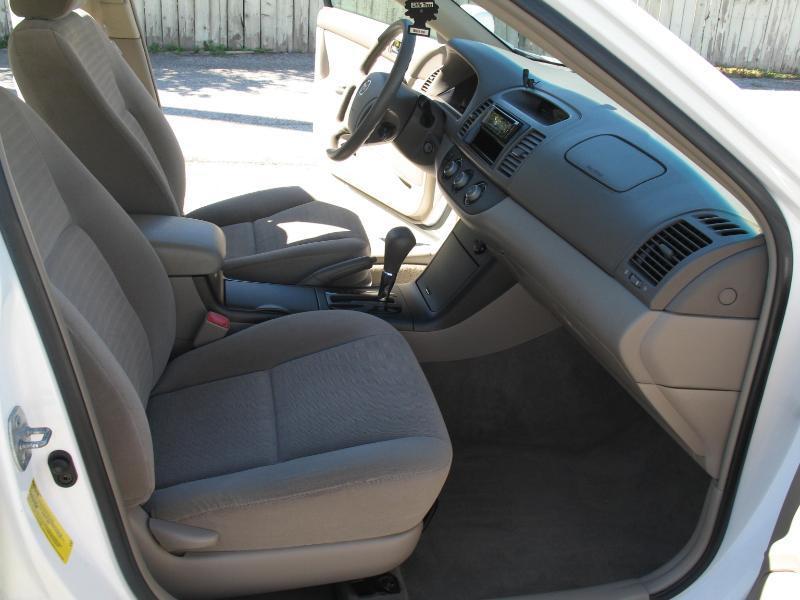 Toyota Camry LE 2005