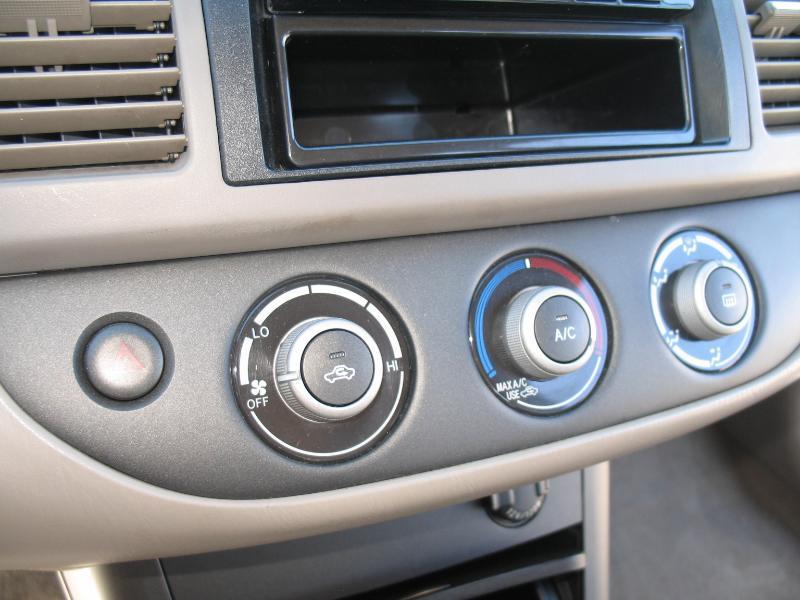 Toyota Camry LE 2005
