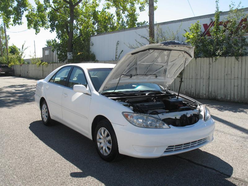 Toyota Camry LE 2005